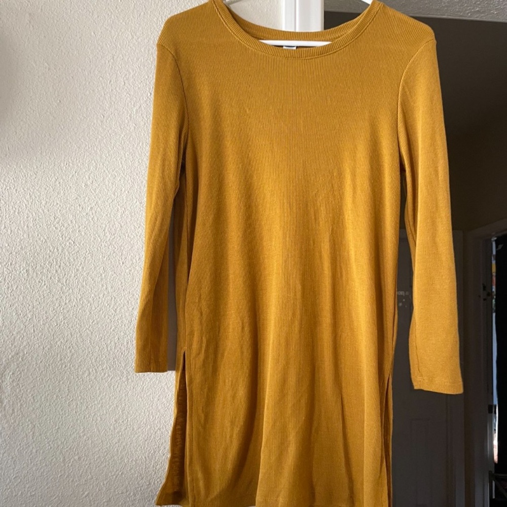 Mustard yellow long sleeve